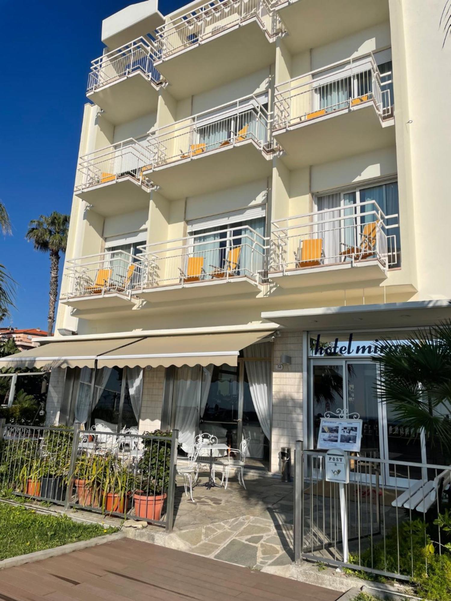 Hotel Miramare Diano Marina Eksteriør bilde