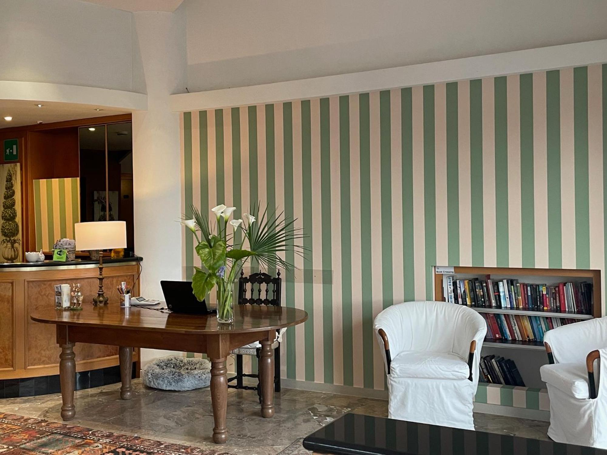 Hotel Miramare Diano Marina Eksteriør bilde