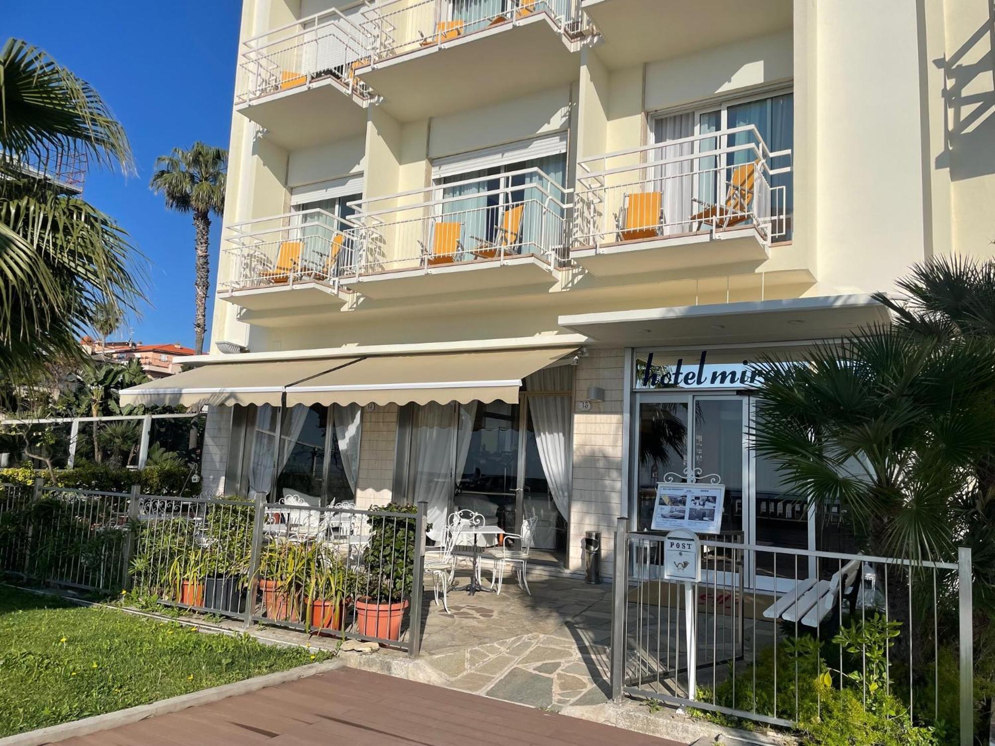 Hotel Miramare Diano Marina Eksteriør bilde