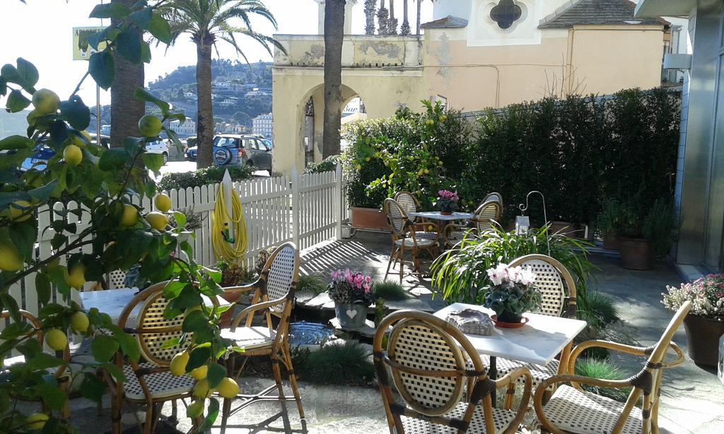 Hotel Miramare Diano Marina Eksteriør bilde