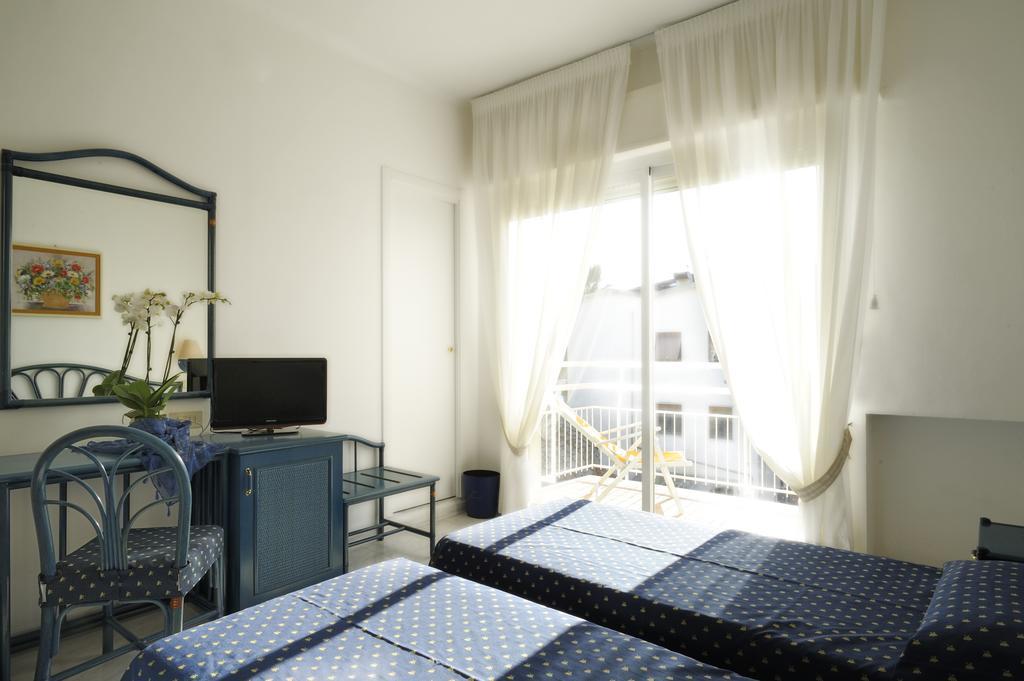 Hotel Miramare Diano Marina Eksteriør bilde