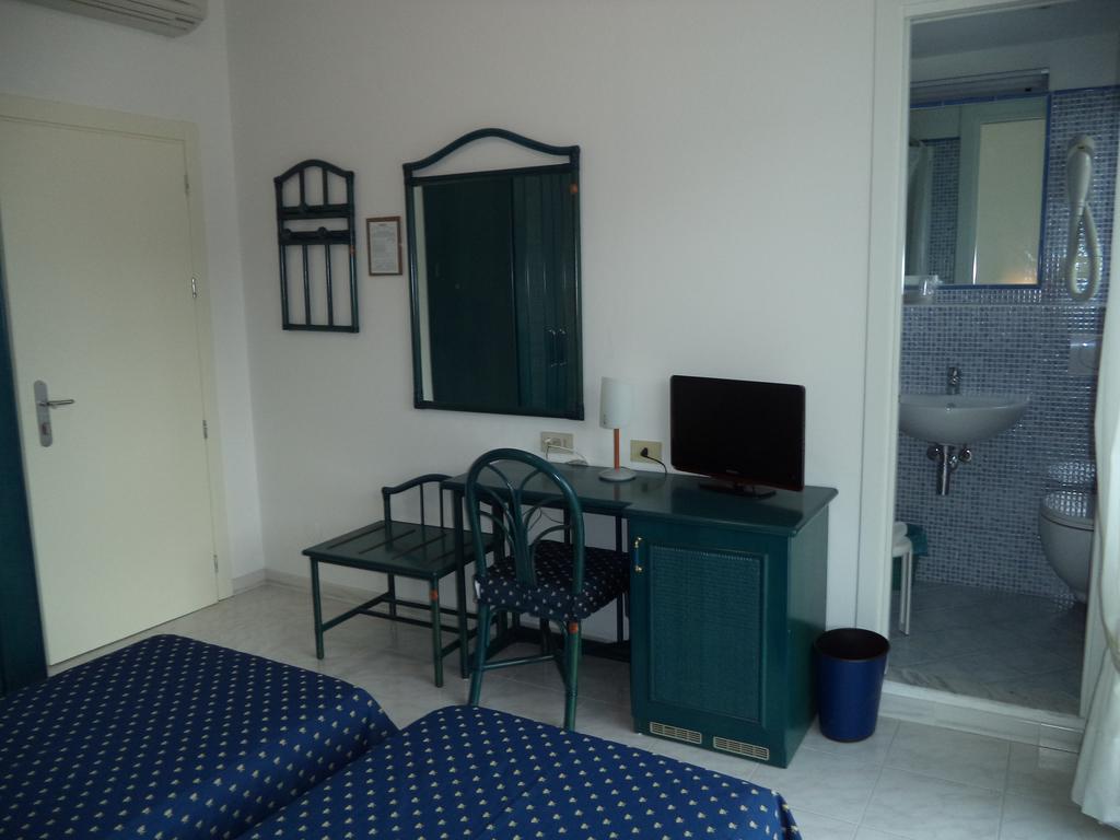 Hotel Miramare Diano Marina Eksteriør bilde
